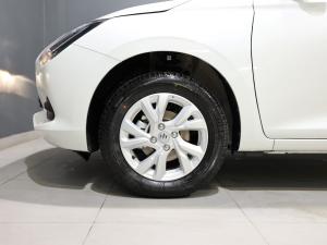 Suzuki Swift 1.2 GL+ auto - Image 18