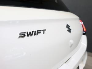 Suzuki Swift 1.2 GL+ auto - Image 19