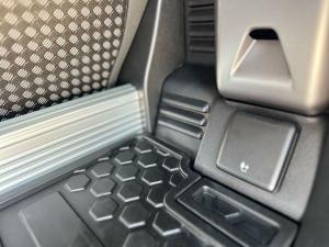 Land Rover Defender 90 V8 Carpathian Edition - Image 17