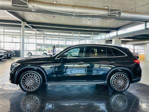 Mercedes-Benz GLC GLC220d 4Matic Avantgarde - Image 10