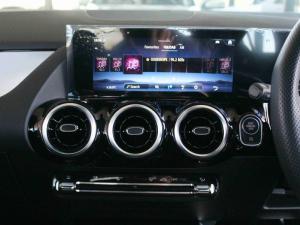 Mercedes-Benz GLA GLA200 Progressive - Image 10