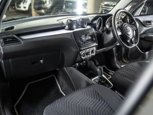 Suzuki Swift 1.2 GL - Image 27