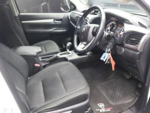 Toyota Hilux 2.8GD-6 double cab Raider auto - Image 9