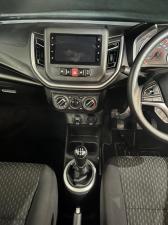 Toyota Vitz 1.0 XR manual - Image 8