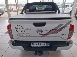 Nissan Navara 2.5DDTi double cab XE 4x4