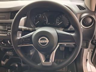 Nissan Navara 2.5DDTi double cab XE 4x4