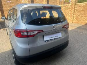 Renault Triber 1.0 Life - Image 5