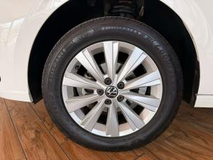 Volkswagen Polo sedan 1.6 Life - Image 15
