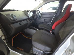 Renault Kwid 1.0 Techno auto - Image 7