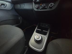 Renault Kwid 1.0 Techno auto - Image 11