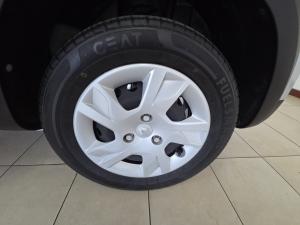 Renault Kwid 1.0 Techno auto - Image 18