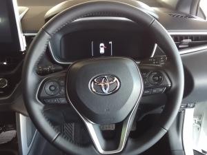 Toyota Corolla Cross 1.8 HEV XR - Image 8