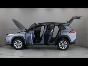 Toyota Corolla Cross 1.8 XS - Image 11