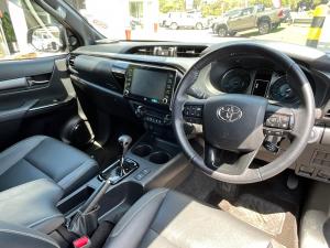 Toyota Hilux 2.8GD-6 48V double cab Legend - Image 6