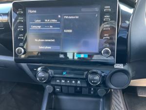 Toyota Hilux 2.8GD-6 48V double cab Legend - Image 15
