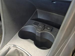 Volkswagen Polo Vivo 1.4 Life - Image 10