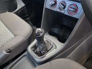 Volkswagen Polo Vivo 1.4 Life - Image 11