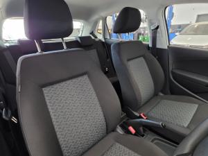 Volkswagen Polo Vivo 1.4 Life - Image 16
