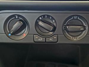Volkswagen Polo Vivo 1.4 Life - Image 9