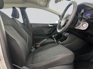 Ford Fiesta 1.0 Ecoboost Trend 5-Door - Image 17