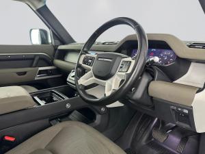 Land Rover Defender 110 P400 First Edition - Image 12