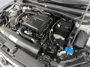 Volkswagen Polo 1.0 TSI Comfortline DSG - Image 18
