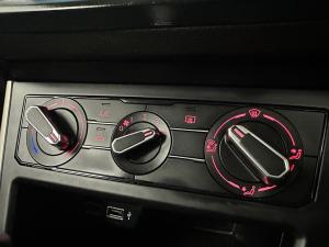Volkswagen Polo 1.0 TSI Comfortline DSG - Image 6