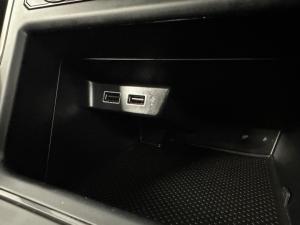 Volkswagen Polo 1.0 TSI Comfortline DSG - Image 8