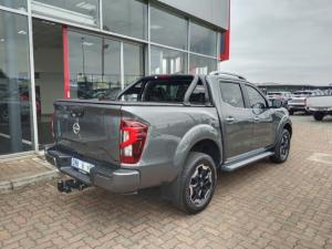 Nissan Navara 2.5DDTi double cab LE Plus - Image 3