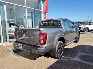 Nissan Navara 2.5DDTi double cab LE Plus - Image 3