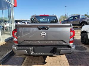 Nissan Navara 2.5DDTi double cab LE Plus - Image 4