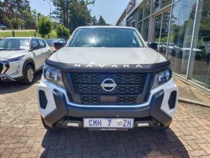 Nissan Navara 2.5DDTi double cab SE Plus auto - Image 2