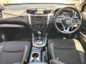 Nissan Navara 2.5DDTi double cab SE Plus auto - Image 8