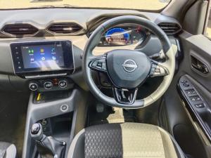 Nissan Magnite 1.0 Turbo Acenta Kuro manual - Image 8