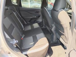 Nissan Magnite 1.0 Turbo Acenta Kuro manual - Image 9