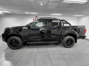 Nissan Navara 2.5DDTi double cab Stealth 4x4 - Image 2