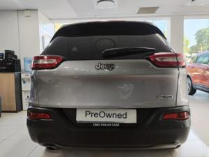 Jeep Cherokee 2.4L Longitude - Image 9