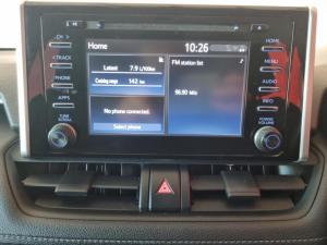 Toyota RAV4 2.0 GX auto - Image 18