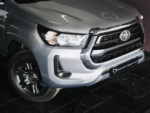 Toyota Hilux 2.4GD-6 single cab Raider auto - Image 2