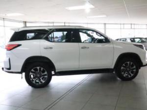 Toyota Fortuner 2.4GD-6 4x4 - Image 13