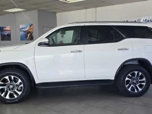 Toyota Fortuner 2.4GD-6 4x4 - Image 2