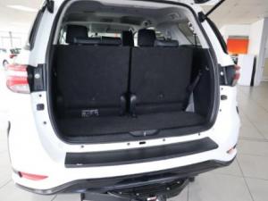 Toyota Fortuner 2.4GD-6 4x4 - Image 4