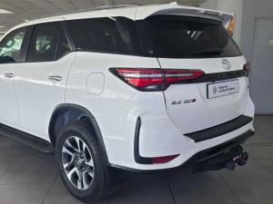 Toyota Fortuner 2.4GD-6 4x4 - Image 9