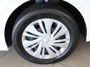 Volkswagen Polo sedan 1.6 auto - Image 7