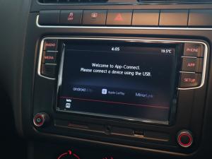 Volkswagen Polo Vivo hatch 1.4 Comfortline - Image 15