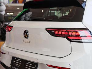 Volkswagen Golf 1.4TSI R-Line Plus - Image 10