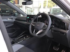 Volkswagen Golf 1.4TSI R-Line Plus - Image 19