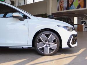 Volkswagen Golf 1.4TSI R-Line Plus - Image 7