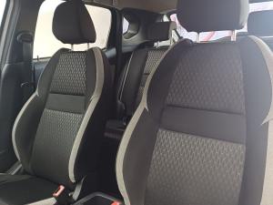 Nissan Magnite 1.0 Turbo Visia - Image 19
