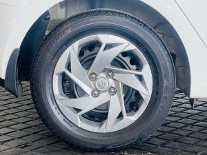 Hyundai i20 1.2 Motion - Image 17